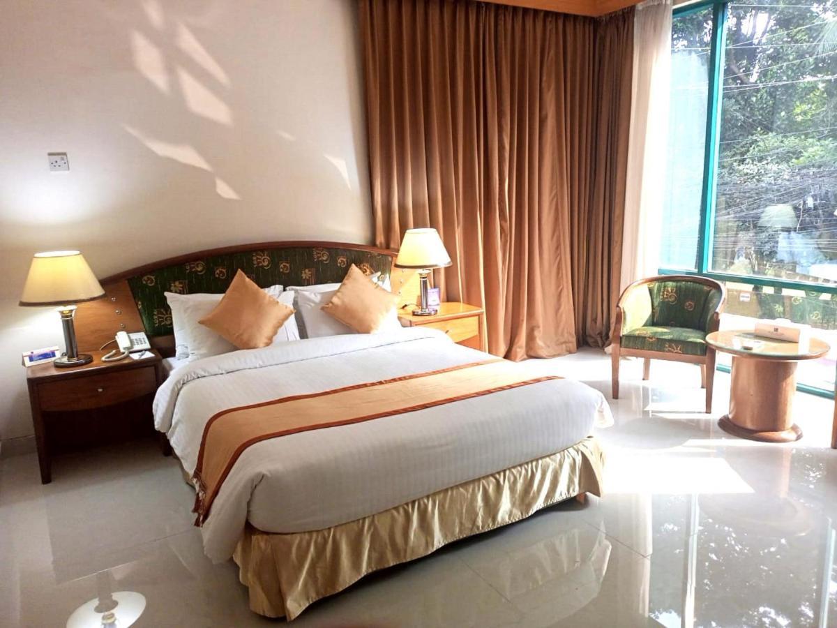 Hotel Lake Castle - Parkview Dhaka Extérieur photo
